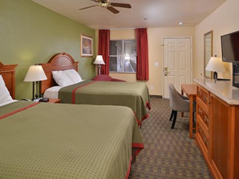 Rodeway Inn Delano Exterior foto